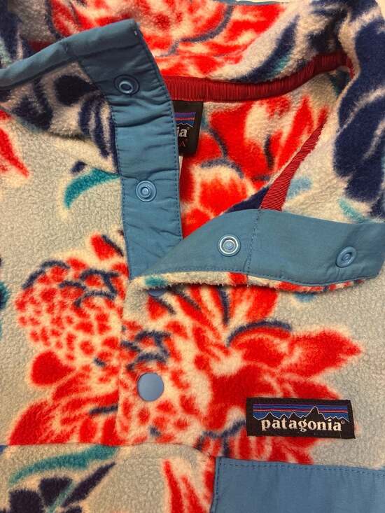 Patagonia Women's Synchilla Snap-T Fleece Pullover Manoa Floral Dusk Blue - Picture 5 of 7